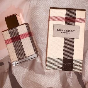 SOLD! Burberry London